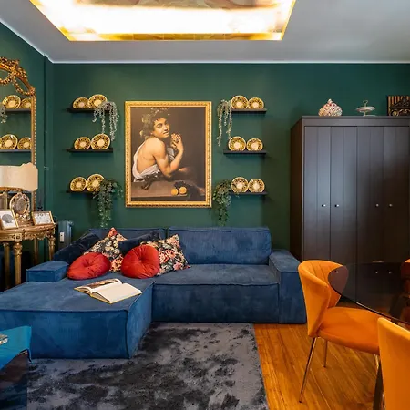 Luxury For 3 - 10 Min To Duomo 아파트
