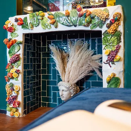 Luxury For 3 - 10 Min To Duomo 아파트 밀라노